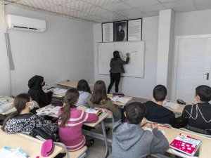 Mersin’de Kurs Merkezleri Ara Tatilde De Eğitime Devam Etti