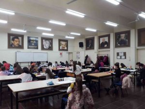 Gediz Halk Eğitimi Merkezinde Resim Kursu Açıldı