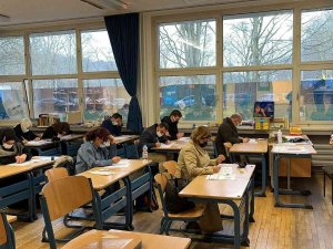 Anadolu Üniversitesi Yurt Dışı Programları Dönem Sonu Sınavları Başarı İle Tamamlandı