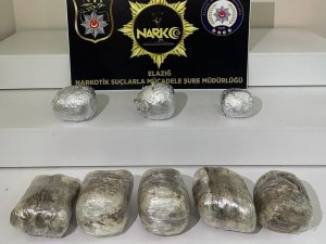 Valizinden 8 Kilo Uyuşturucu Çıkan Şüpheli Gözaltına Alındı