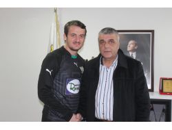Akhisar Belediyespor, Genç Kaleciyi Kaptı