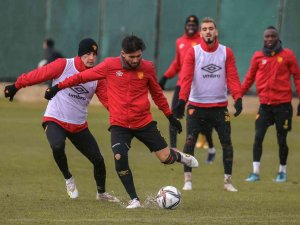 Göztepe, Derbiye Hazırlanıyor