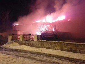 Müstakil Ev Cayır Cayır Yandı