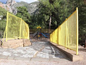 Alanya’da 2 Mahalleye Çocuk Parkı