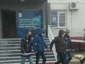 Aynı Yerden Hırsızlık Yapmaya Kalkınca Suçüstü Yakalandılar