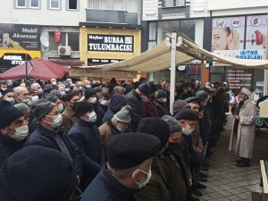 Oğlu Tarafından Öldürülen Adam Son Yolculuğuna Uğurlandı