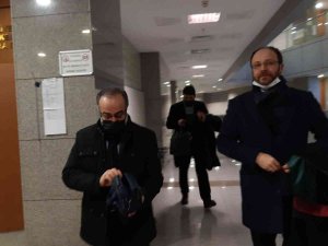 Akademisyene Hakaret Ettiği İddia Edilen Yılmaz Özdil’in Yargılanmasına Devam Edildi