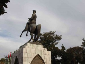 Vali Dağlı: "Saldırıyla İlgili Geniş Çaplı Soruşturma Devam Ediyor"