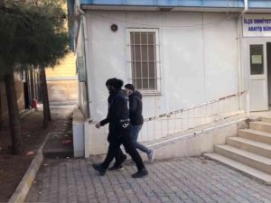 Şanlıurfa’da 24 Yıl Kesinleşmiş Hapis Cezası Bulunan Firari Yakalandı