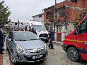 Evinin Girişinde Cansız Bedeni Bulundu