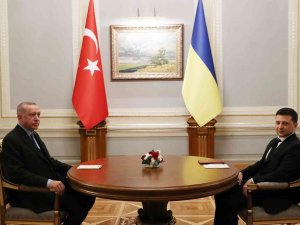 Cumhurbaşkanı Erdoğan: “Türkiye, Karadeniz’den Komşu Olduğu İki Dost Ülke Arasındaki Krizin Sonlandırılması İçin Üzerine Düşeni Yapmaya Hazırdır”