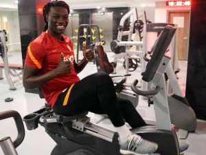 Gomis İlk Antrenmanına Çıktı