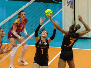 Vakıfbank, İ̇talya’dan Galibiyetle Dönüyor
