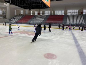 Başkan Arısoy: “Bugüne Kadar 5 Bin 500 Öğrenci Burada Temel Paten Eğitimi Aldı”
