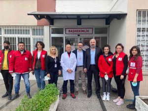 Kızılay’dan Annelere Sevgi Bohçası