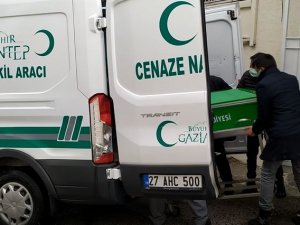 Düşerek Kafasını Yere Çarpan Yaşlı Adam 12 Gün Sonra Öldü