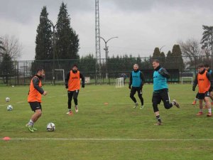 Sakaryaspor, 48 Puanla Liderliğini Koruyor