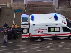 Asansör Boşluğuna Düşen İnşaat İşçisi Ağır Yaralandı