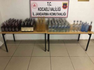Jandarma Ekiplerinden Sahte Alkol Operasyonu: 144 Şişe Ele Geçirildi