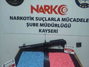 Kayseri’de Uyuşturucu Operasyonu: 2 Gözaltı