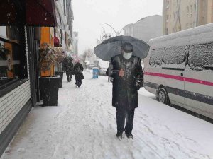 Van’da Kar Yağışı