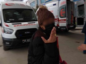 Kocasını Falçata İle Karnından Yaraladı