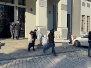 İ̇zmir’de Polisten Tarihi Eser Kaçakçılarına Operasyon: 9 Gözaltı
