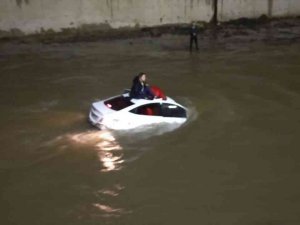 Giresun’da Dereye Uçan Otomobilde Can Pazarı Yaşandı