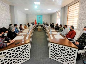 Bayburt Üniversitesinde, 2021-2022 Akademik Yılı Bahar Dönemi Akademik Kurul Toplantıları Yapıldı