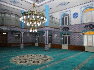 Yenidoğan Camii Tekrardan İbadete Açıldı