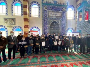 Altıntaş’ta Dereceye Giren Öğrenciler Ödüllendirildi