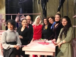 Dünya Kanser Günü’nde Tiyatro Sahnesinde Buluştular