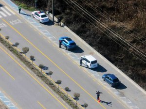 Jandarma Havadan-karadan Trafiği Denetliyor