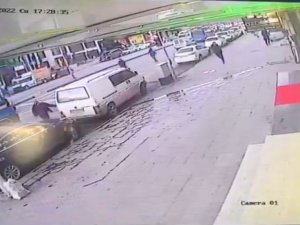 Şehir Magandası Trafikte Tartıştığı Kişinin Dükkanını Pompalı Tüfekle Bastı