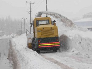 Bitlis’te 250 Köy Yolu Ulaşıma Kapandı