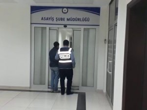 Siirt’te Otomobilden Hırsızlık Yaptığı Tespit Edilen Şahıs Yakalandı