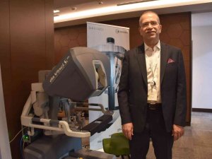 Hekimler, Da Vinci Cerrahi Robot Ve Rezum Simülatörlerini Deneyimledi