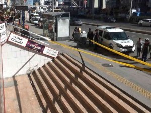 Diyarbakır’da Mobilyacı Dükkanında Alacak Verecek Kavgası, 5 Yaralı