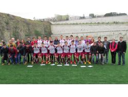 Spor Lisesi Çeyrek Finalde