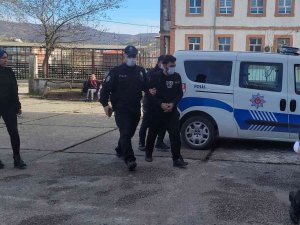İ̇ş Yerlerine Dadanan Hırsızı Sigarasının İzmariti Ele Verdi