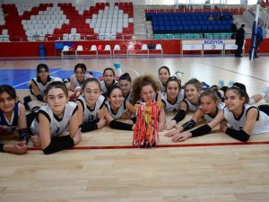Genç Sporcular Gururlandırmaya Devam Ediyor
