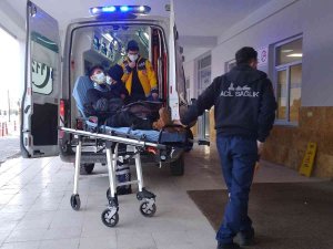 Sivas’ta Otobüs Kazası: 11 Yaralı