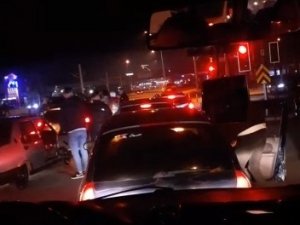 Bursa’da Yolu Trafiğe Kapatıp Eğlendiler