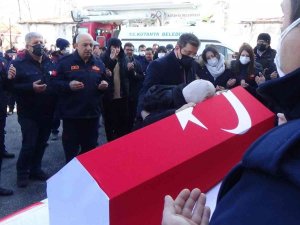 Kütahya’da 189 Günlük Yaşam Savaşını Kaybeden İtfaiye Eri Son Yolculuğuna Uğurlandı