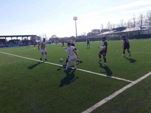 Bal: Elazığ Yolspor: 0 - D. Fırat Üniversitesi: 2