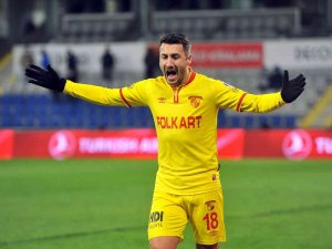 Jahovic, Derbide Yok