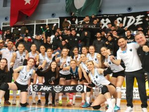 Kadınlar Voleybol 2. Ligi: Mfa Zonguldak Dsi̇: 3 - Tepebaşı Gençlik: 0