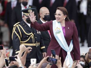 Honduras Devlet Başkanı Castro Covid-19’a Yakalandı