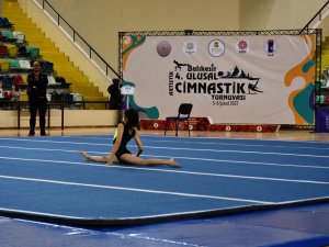 Balıkesir’de Ulusal Cimnastik Turnuvası