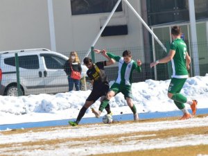 Bal 3. Bölge 3. Grup: Kayseri Emar Grup: 1 - Yahyalıspor: 0